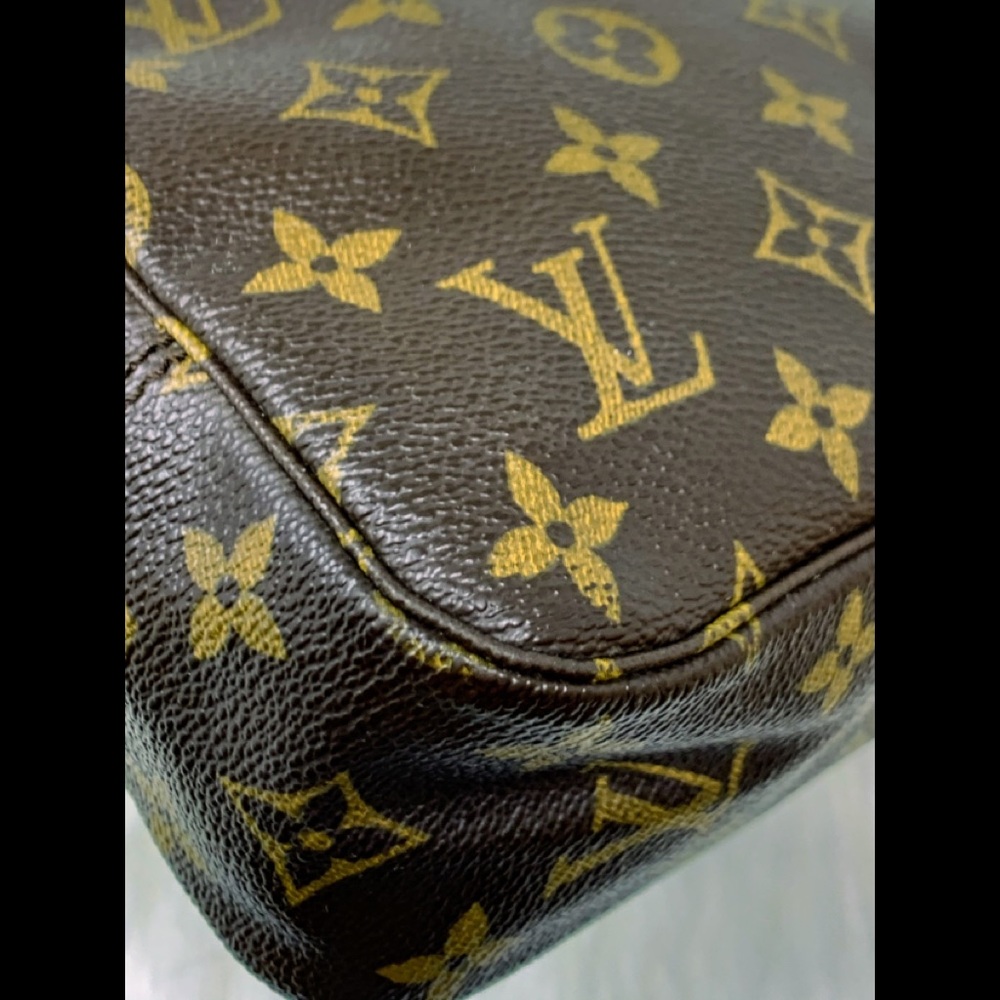 SOLD Louis Vuitton trousse 23 - Picture 6 of 8